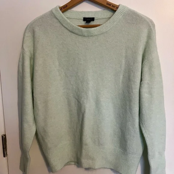 Ann Taylor mint green super soft sweater - Picture 1 of 5